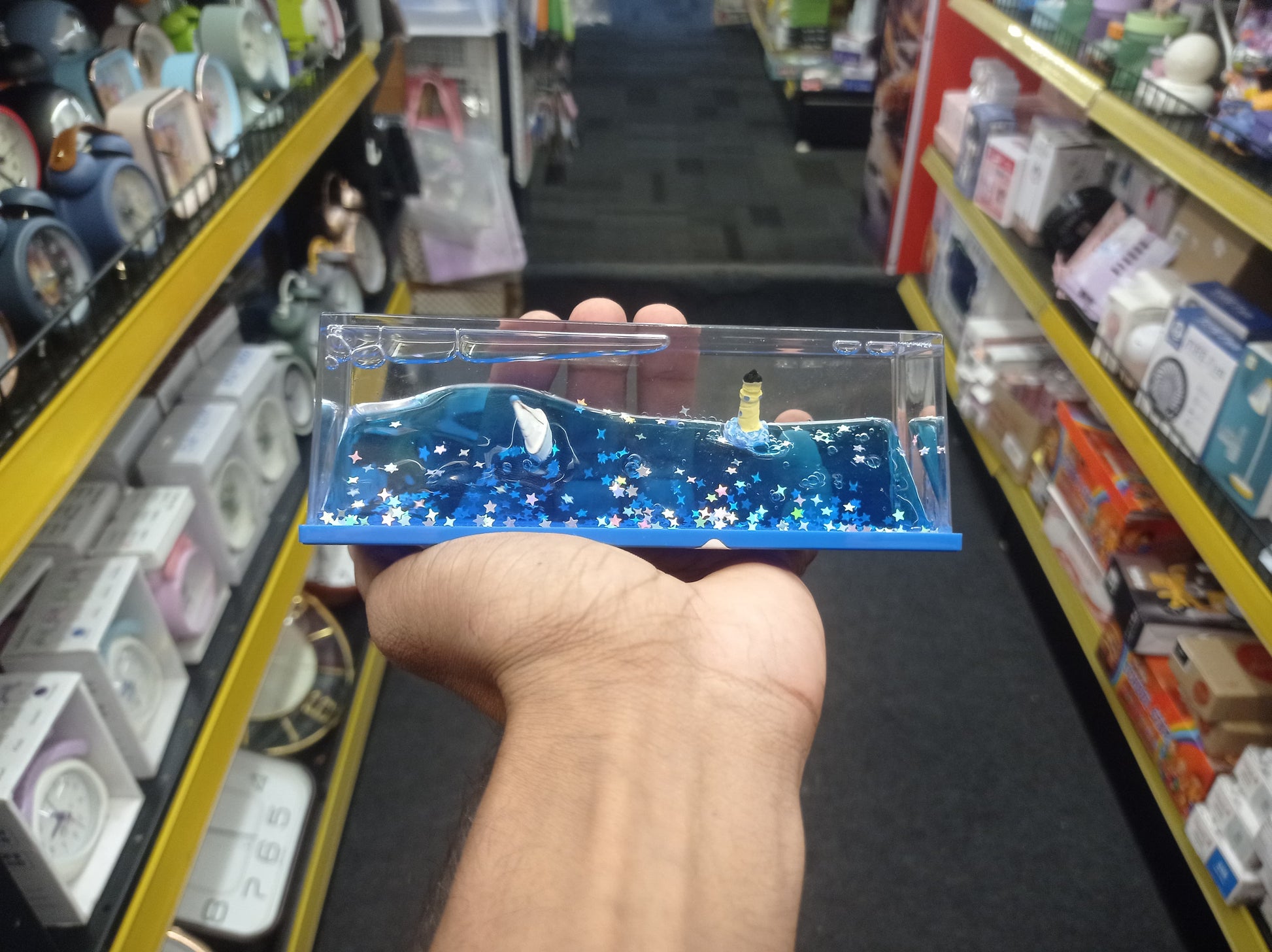 Liquid Wave Cruise Ship Titanic Model in A Clear Liquid Motion Bottle for Stress Relief Office Home Desk